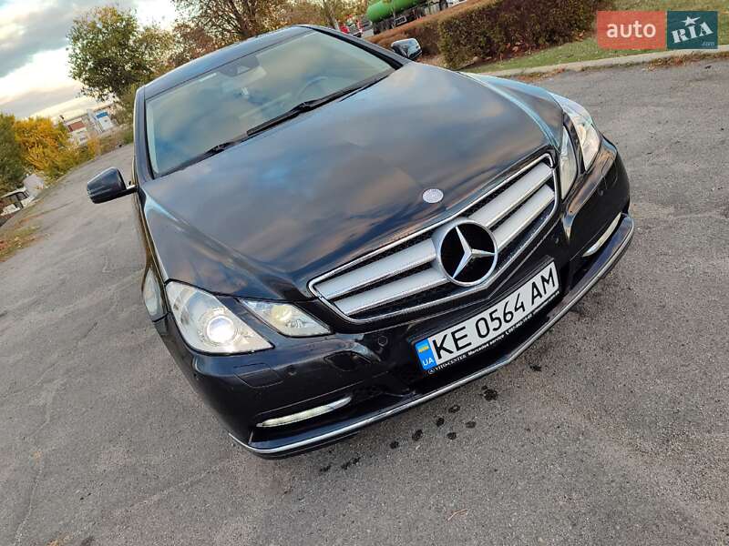 Купе Mercedes-Benz E-Class 2011 в Днепре фото 12 Купе Mercedes-Benz E-Class 2011 в Днепре