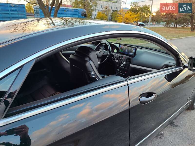 Купе Mercedes-Benz E-Class 2011 в Днепре фото 24 Купе Mercedes-Benz E-Class 2011 в Днепре