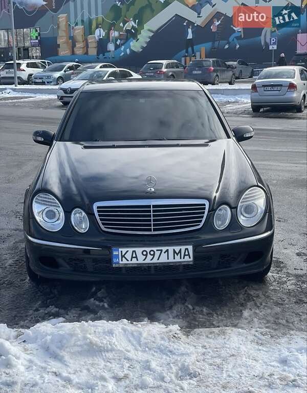 Mercedes-Benz E-Class 2003