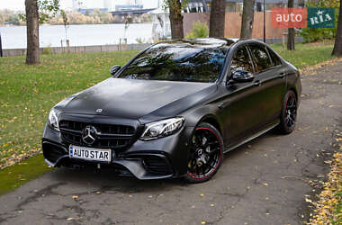 Седан Mercedes-Benz E-Class 2017 в 