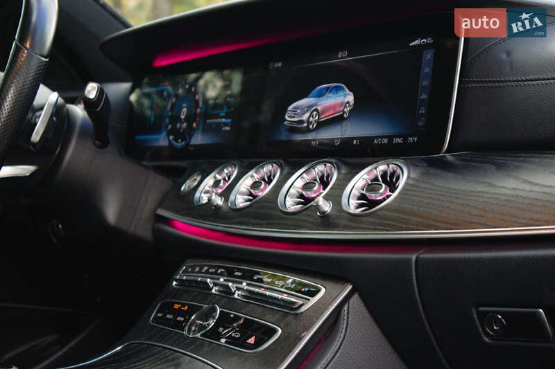 Седан Mercedes-Benz E-Class 2017 в Києві