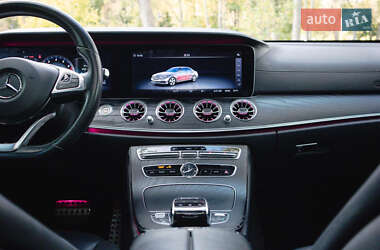 Седан Mercedes-Benz E-Class 2017 в 