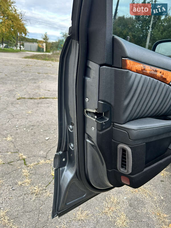 Седан Mercedes-Benz E-Class 2007 в Новодністровську
