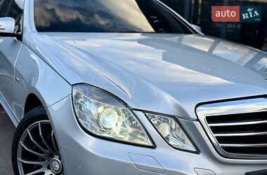 Седан Mercedes-Benz E-Class 2009 в 