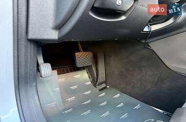 Седан Mercedes-Benz E-Class 2009 в 