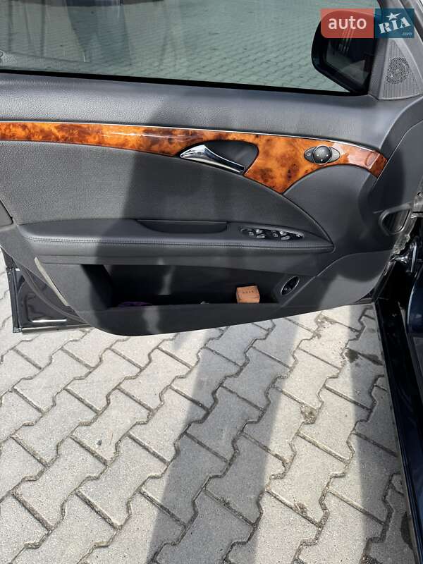 Седан Mercedes-Benz E-Class 2006 в Турке