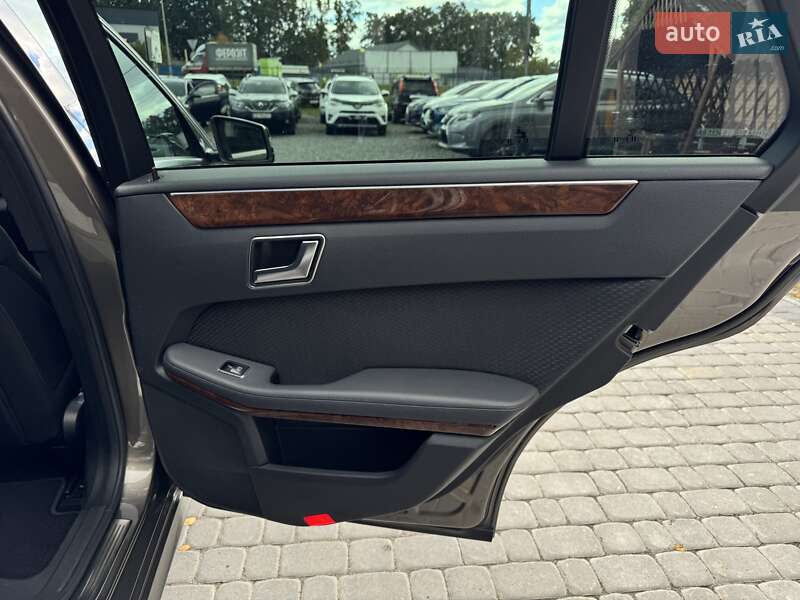 Универсал Mercedes-Benz E-Class 2013 в Виннице