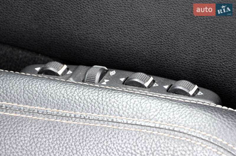 Купе Mercedes-Benz E-Class 2012 в Києві фото 34 Купе Mercedes-Benz E-Class 2012 в Києві