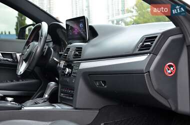 Купе Mercedes-Benz E-Class 2012 в 