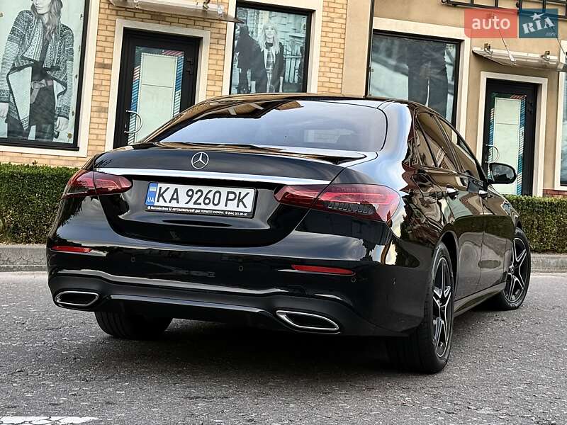 Седан Mercedes-Benz E-Class 2021 в Киеве