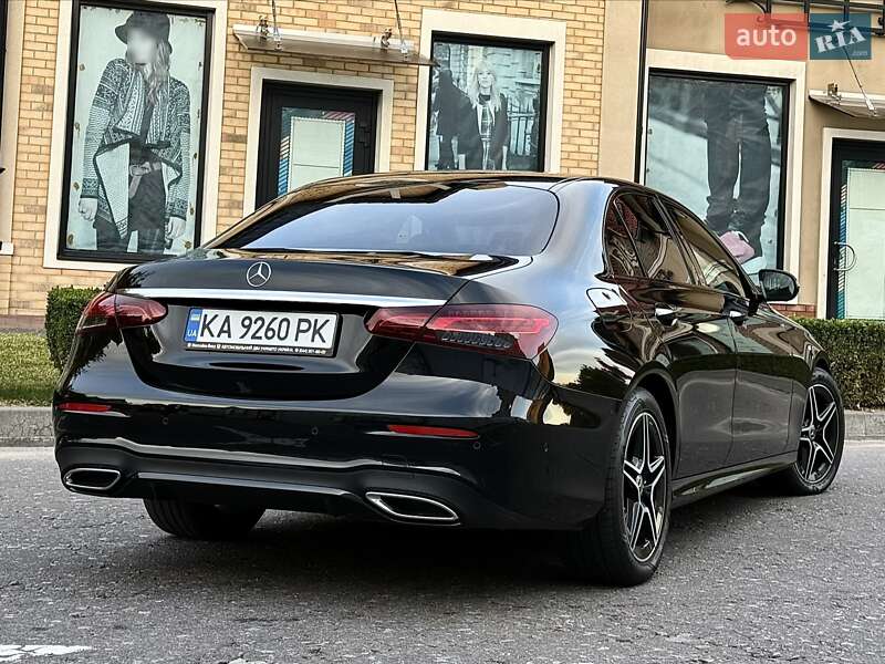 Седан Mercedes-Benz E-Class 2021 в Киеве