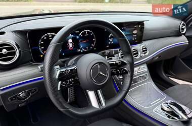 Седан Mercedes-Benz E-Class 2021 в 