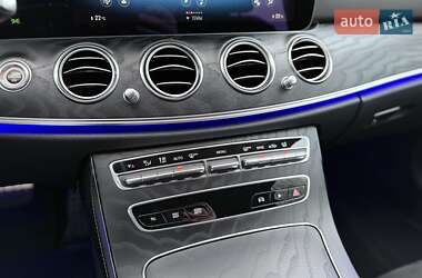 Седан Mercedes-Benz E-Class 2021 в 