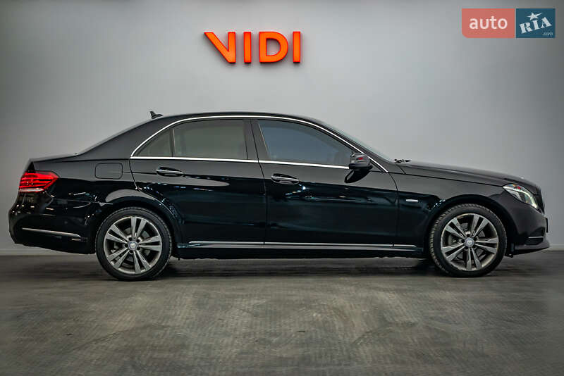 Седан Mercedes-Benz E-Class 2015 в Киеве