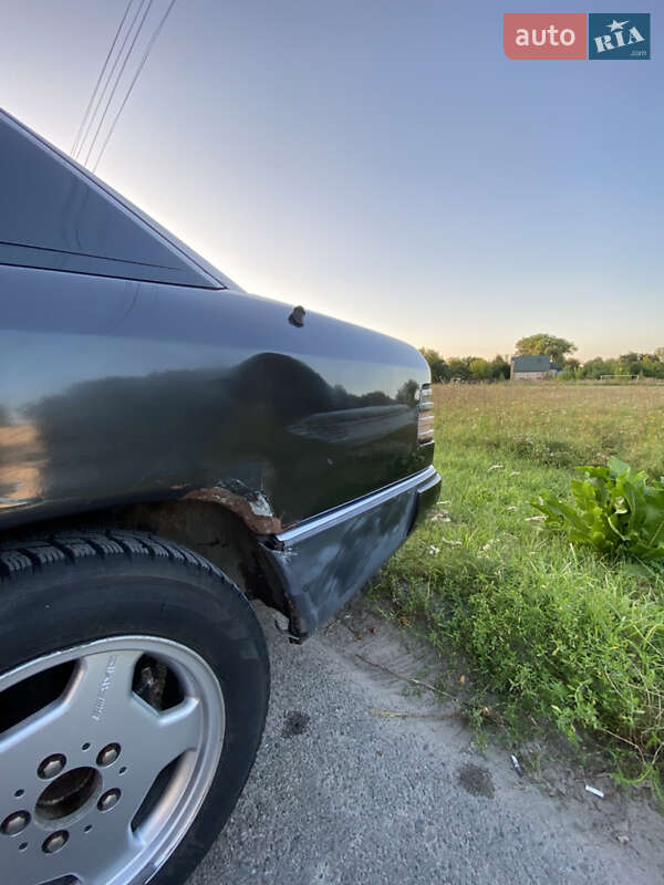 Седан Mercedes-Benz E-Class 1992 в Тернополі