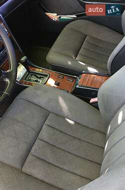 Седан Mercedes-Benz E-Class 1994 в 