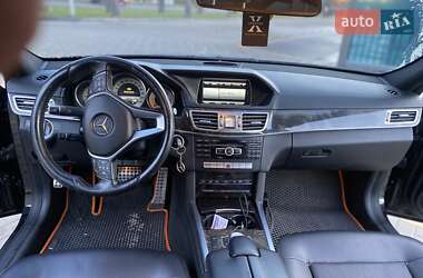 Седан Mercedes-Benz E-Class 2013 в 