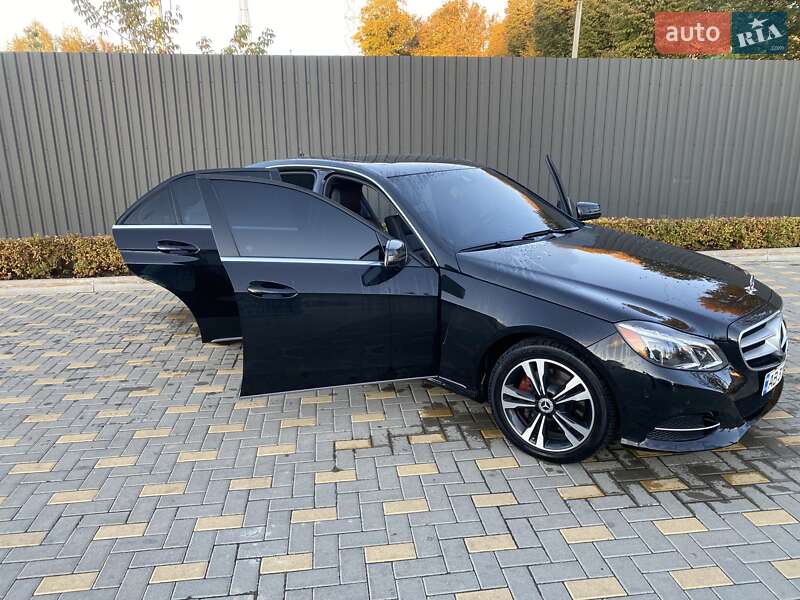 Седан Mercedes-Benz E-Class 2013 в Виннице