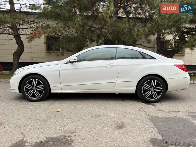 Купе Mercedes-Benz E-Class 2012 в Одесі