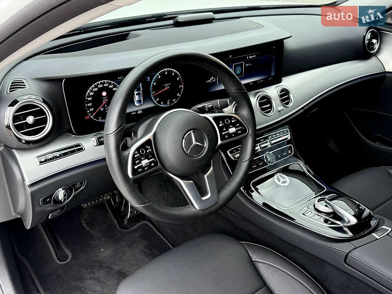 Седан Mercedes-Benz E-Class 2020 в Киеве фото 60 Седан Mercedes-Benz E-Class 2020 в Киеве