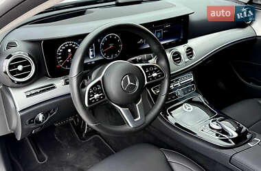 Седан Mercedes-Benz E-Class 2020 в 