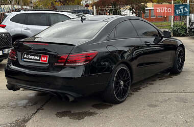 Купе Mercedes-Benz E-Class 2013 в 
