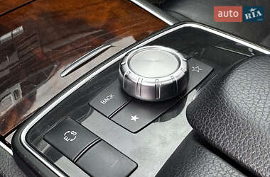 Купе Mercedes-Benz E-Class 2013 в 