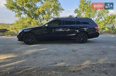 Универсал Mercedes-Benz E-Class 2011 в 