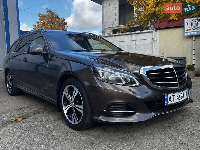 Универсал Mercedes-Benz E-Class 2013 в Львове фото 2 Универсал Mercedes-Benz E-Class 2013 в Львове