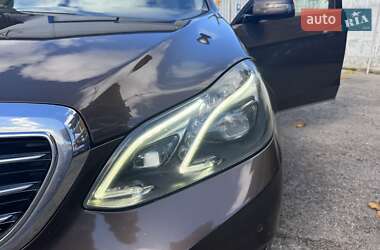 Універсал Mercedes-Benz E-Class 2013 в 