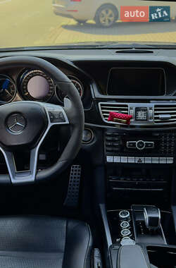 Седан Mercedes-Benz E-Class 2013 в 