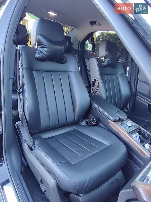 Седан Mercedes-Benz E-Class 2012 в Умані