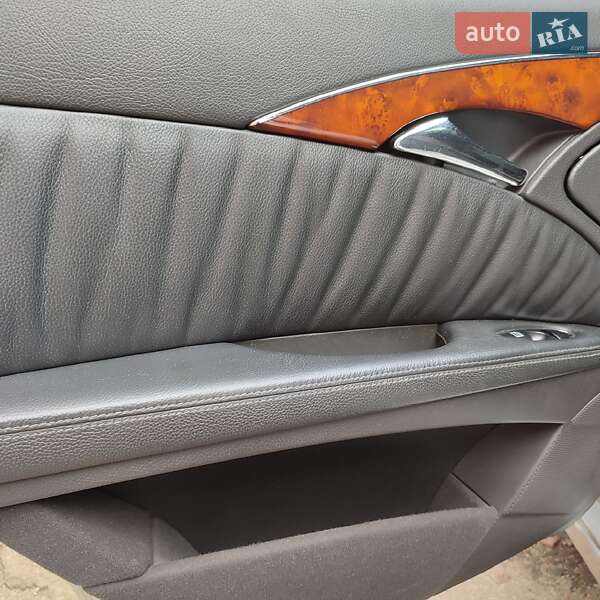 Седан Mercedes-Benz E-Class 2002 в Кропивницком