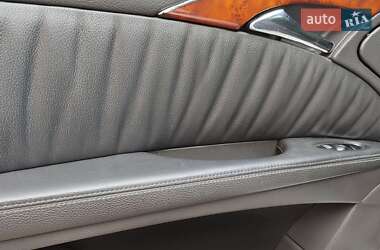 Седан Mercedes-Benz E-Class 2002 в  фото 33 Седан Mercedes-Benz E-Class 2002 в