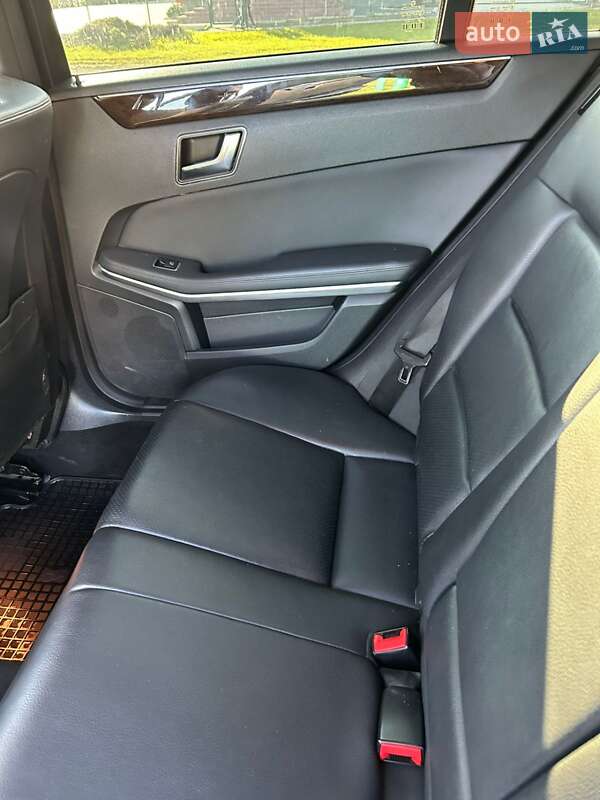 Універсал Mercedes-Benz E-Class 2012 в Хмельницькому фото 33 Універсал Mercedes-Benz E-Class 2012 в Хмельницькому
