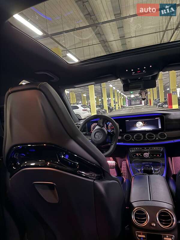 Седан Mercedes-Benz E-Class 2018 в Киеве