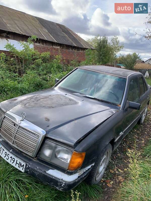 Седан Mercedes-Benz E-Class 1988 в Галиче фото 14 Седан Mercedes-Benz E-Class 1988 в Галиче