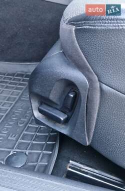 Седан Mercedes-Benz E-Class 2008 в  фото 22 Седан Mercedes-Benz E-Class 2008 в