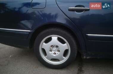 Седан Mercedes-Benz E-Class 1997 в Києві