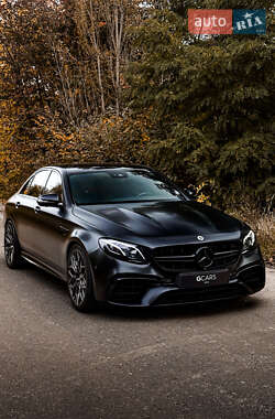 Седан Mercedes-Benz E-Class 2019 в 