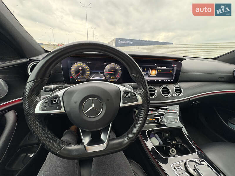 Універсал Mercedes-Benz E-Class 2017 в Львові