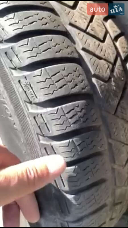 Седан Mercedes-Benz E-Class 2004 в Ровно