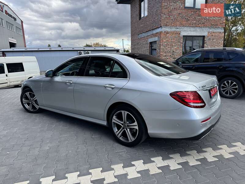 Седан Mercedes-Benz E-Class 2019 в Нововолынске
