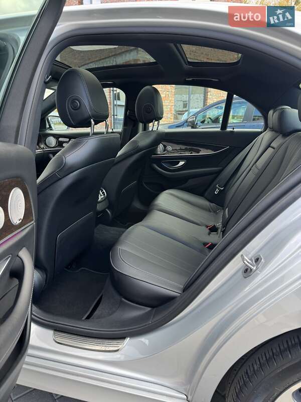 Седан Mercedes-Benz E-Class 2019 в Нововолынске
