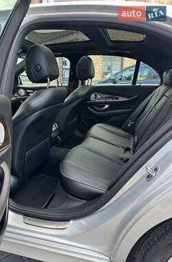 Седан Mercedes-Benz E-Class 2019 в 