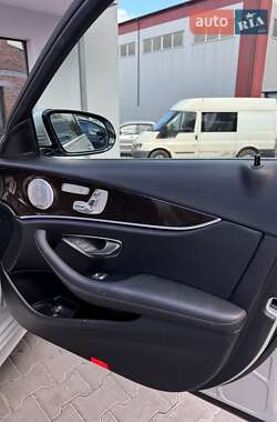 Седан Mercedes-Benz E-Class 2019 в 