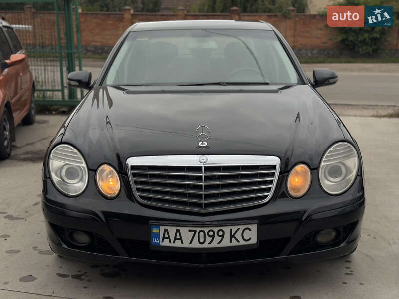Седан Mercedes-Benz E-Class 2008 в Бердичеві