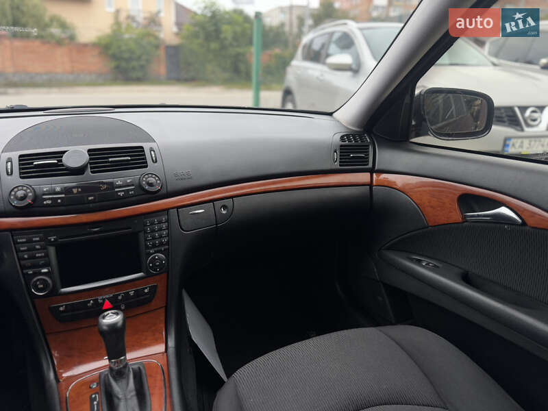 Седан Mercedes-Benz E-Class 2008 в Бердичеві