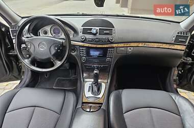 Седан Mercedes-Benz E-Class 2004 в 