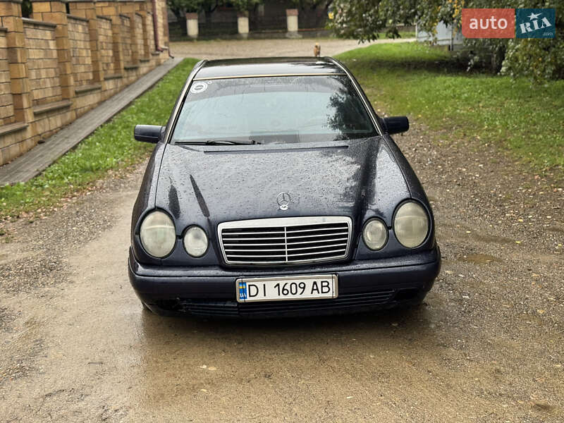 Седан Mercedes-Benz E-Class 1998 в Чернівцях